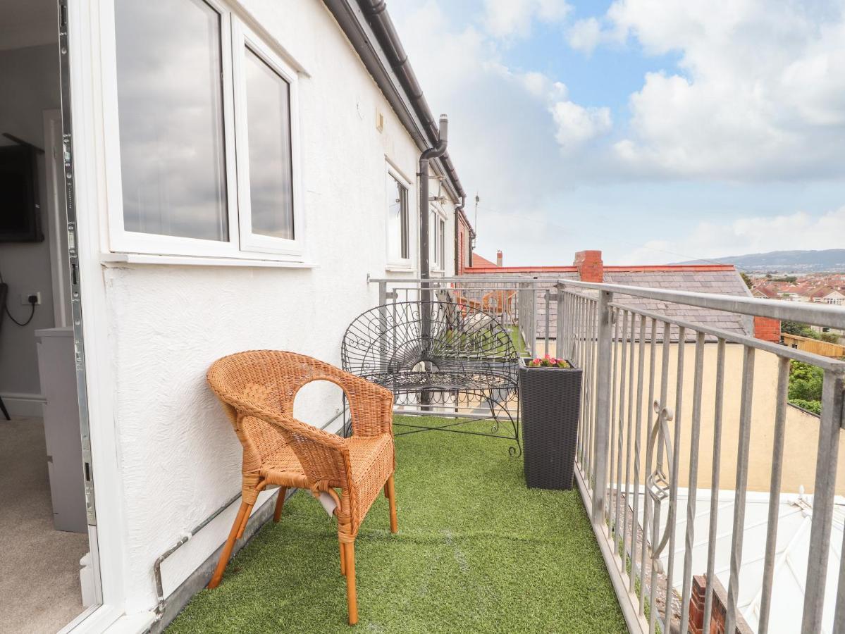 Ty Uchaf Lägenhet Rhyl Exteriör bild