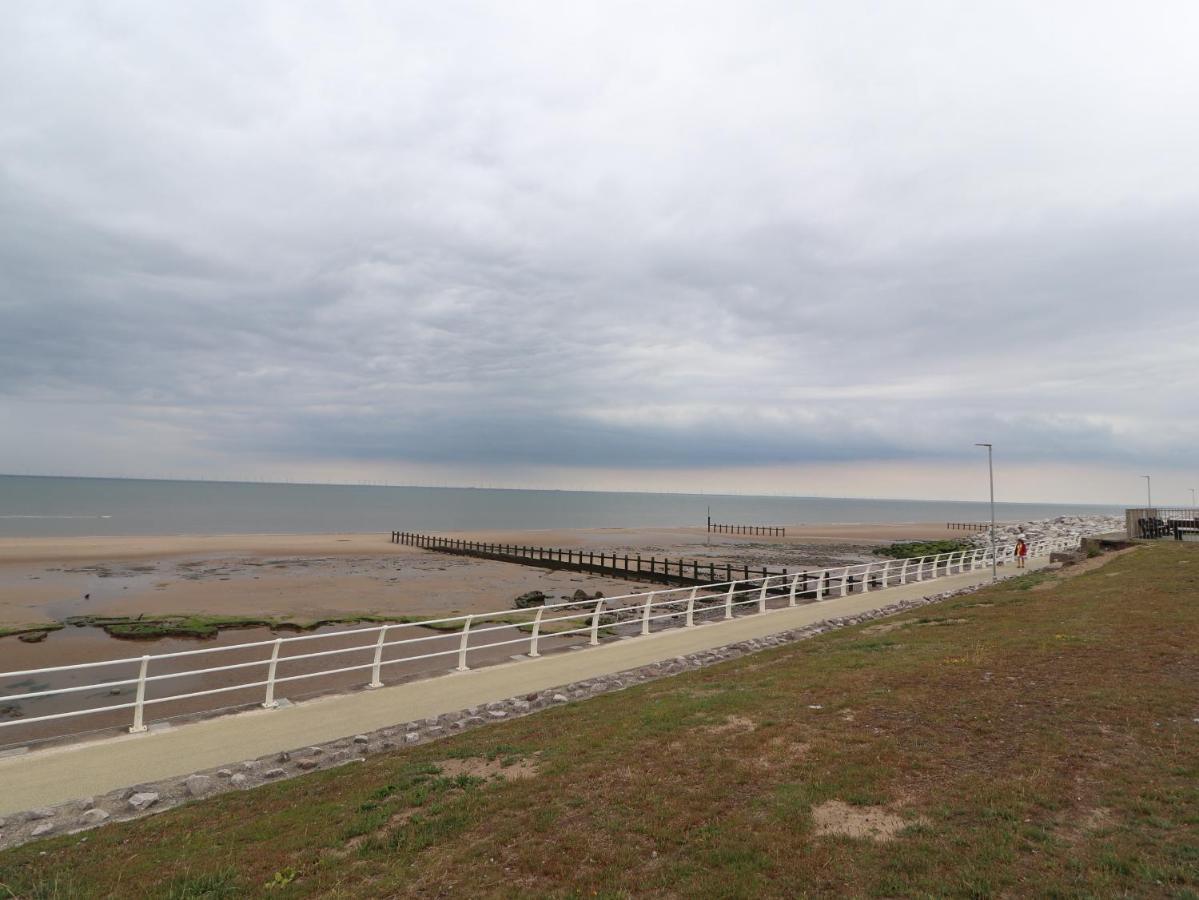 Ty Uchaf Lägenhet Rhyl Exteriör bild